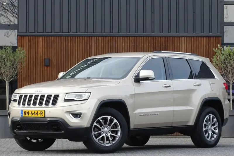 Jeep Grand Cherokee (2015)