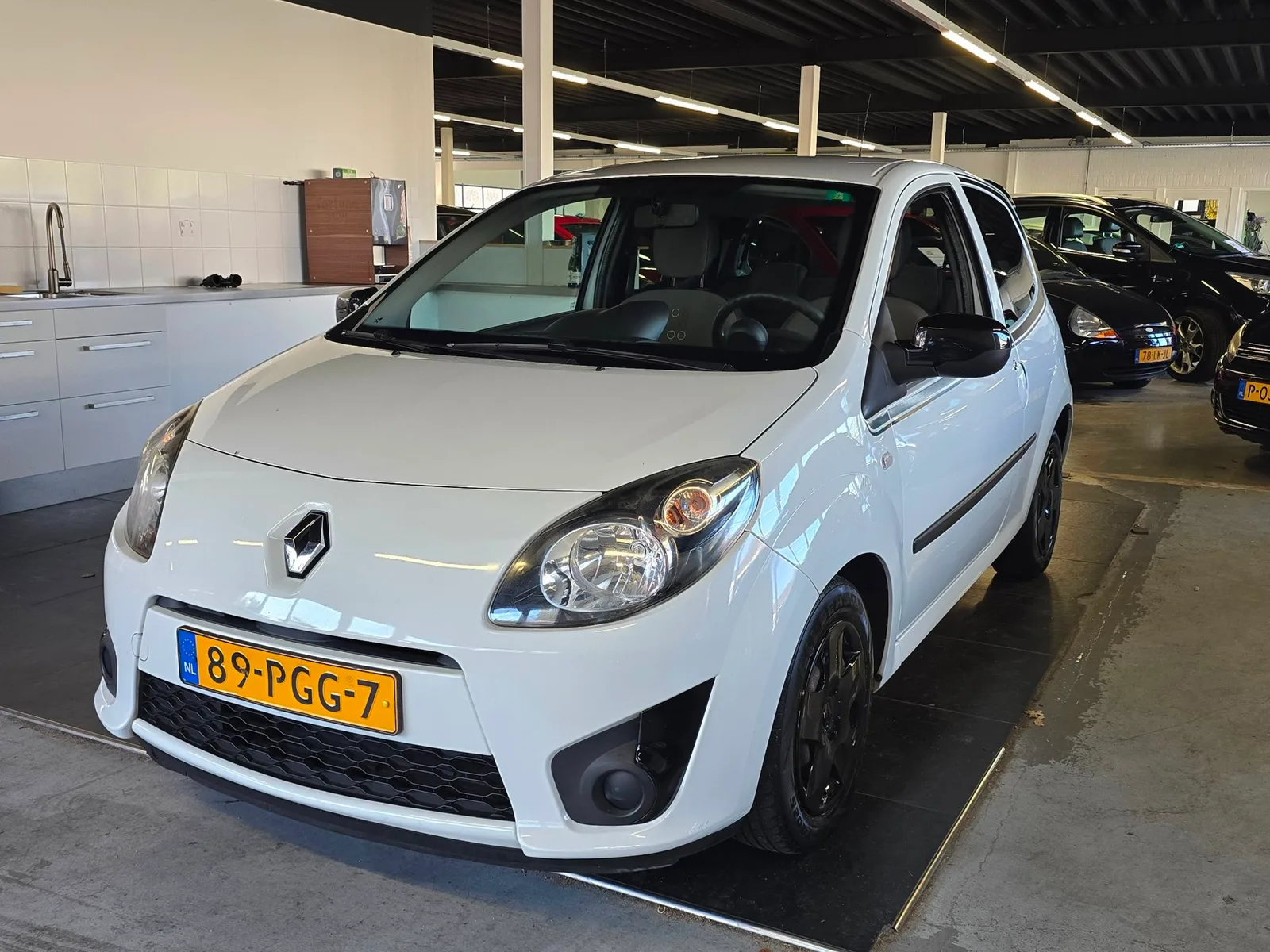 Renault Twingo (2011) — foto 1