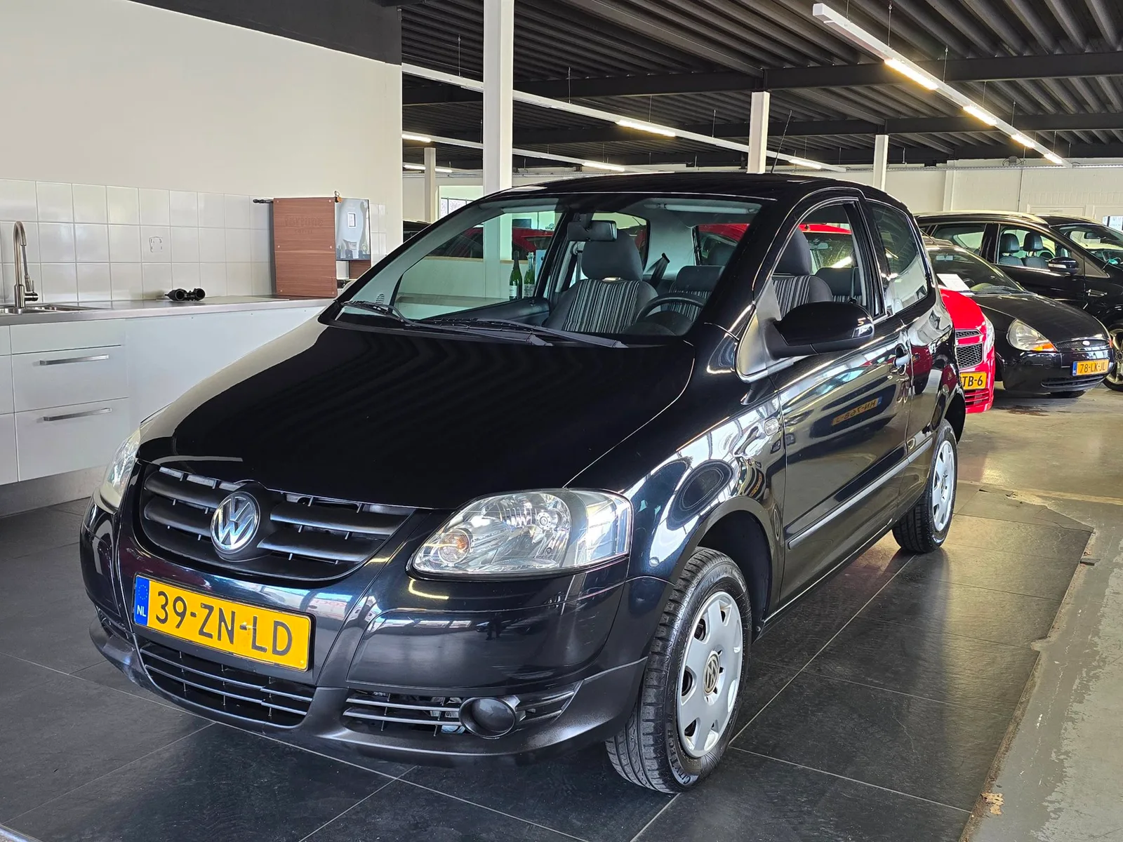 Volkswagen Fox (2008) — foto 1