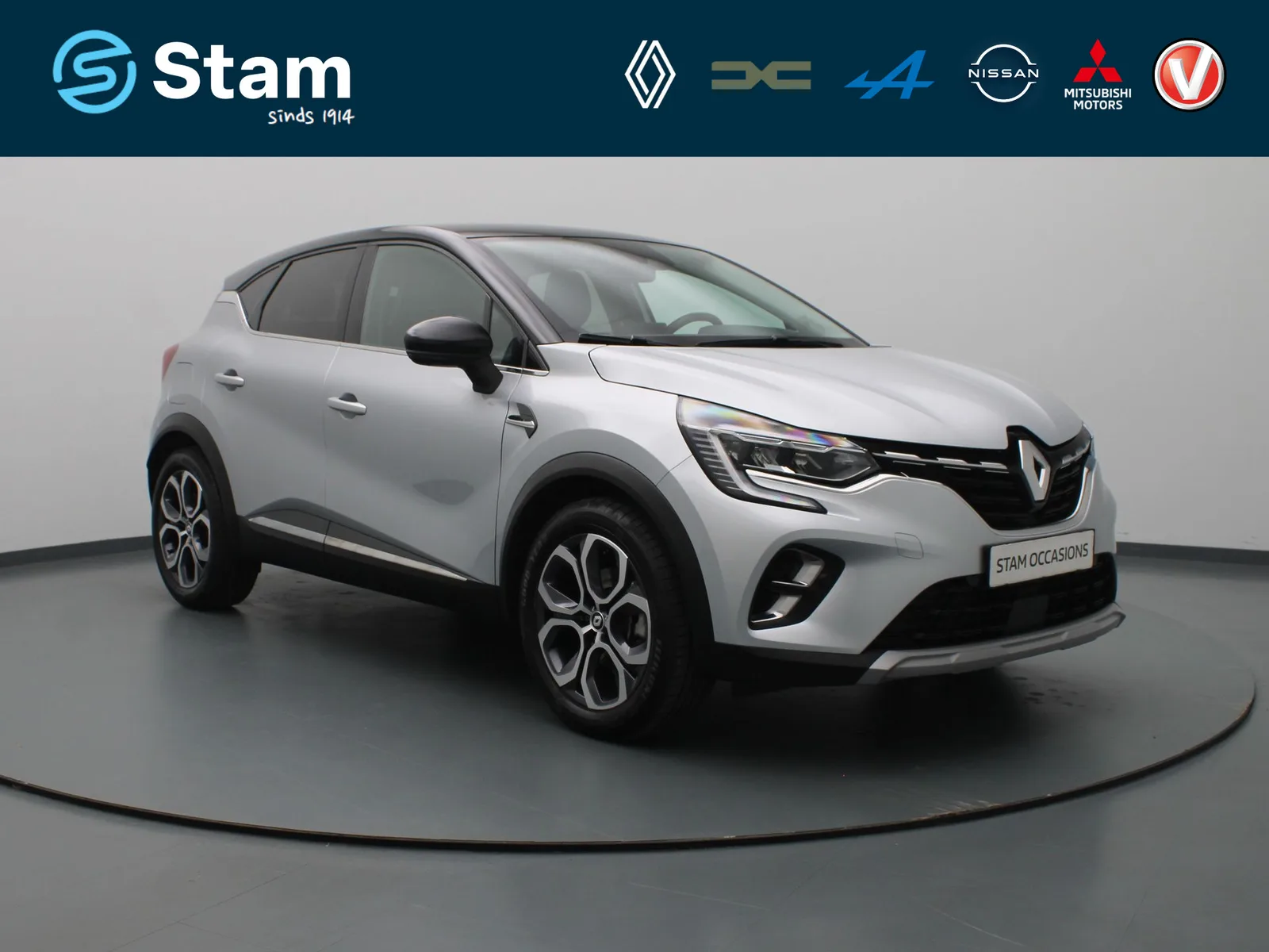 Renault Captur (2024) — foto 1
