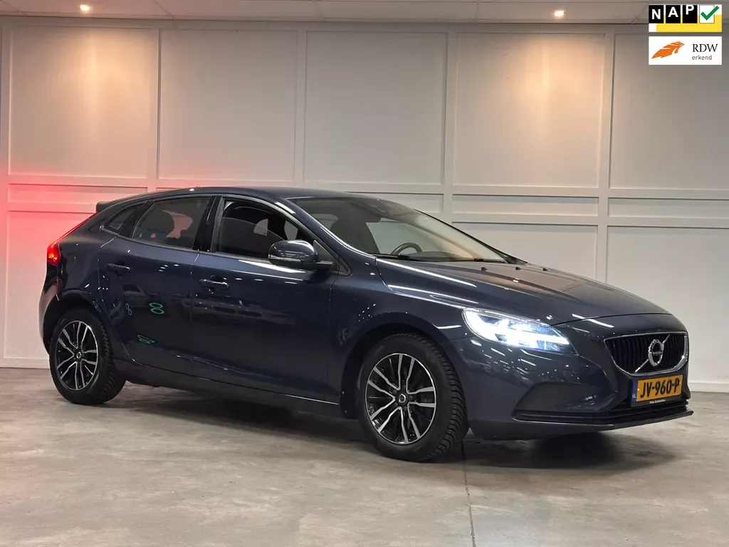 Volvo V40 (2016) — foto 1