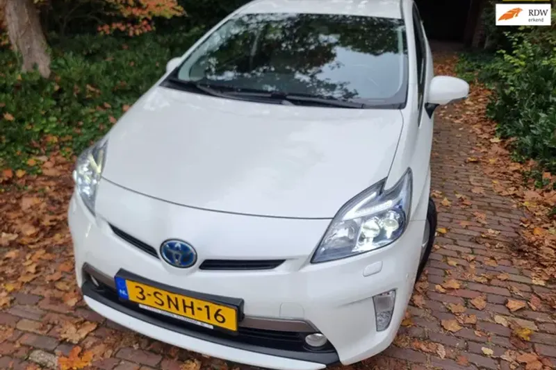 Toyota Prius (2013)