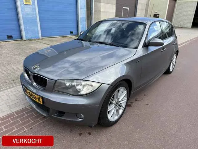 BMW 1-Serie (2009) — foto 1