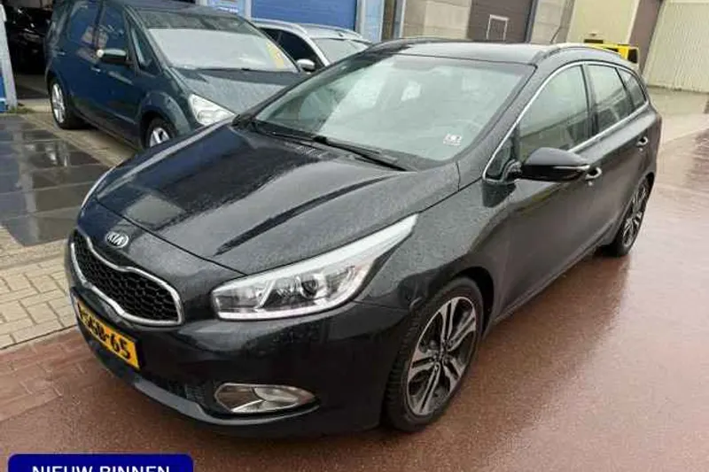 Kia Ceed (2013)
