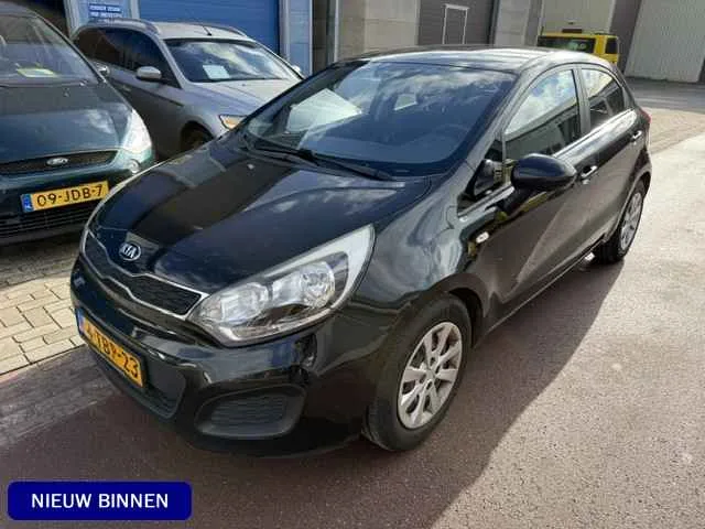 Kia Rio (2014) — foto 1