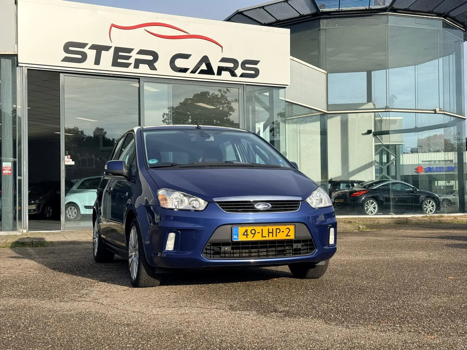Ford C-Max (2010) — foto 1