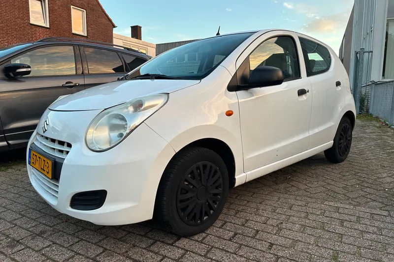 Suzuki Alto (2010)