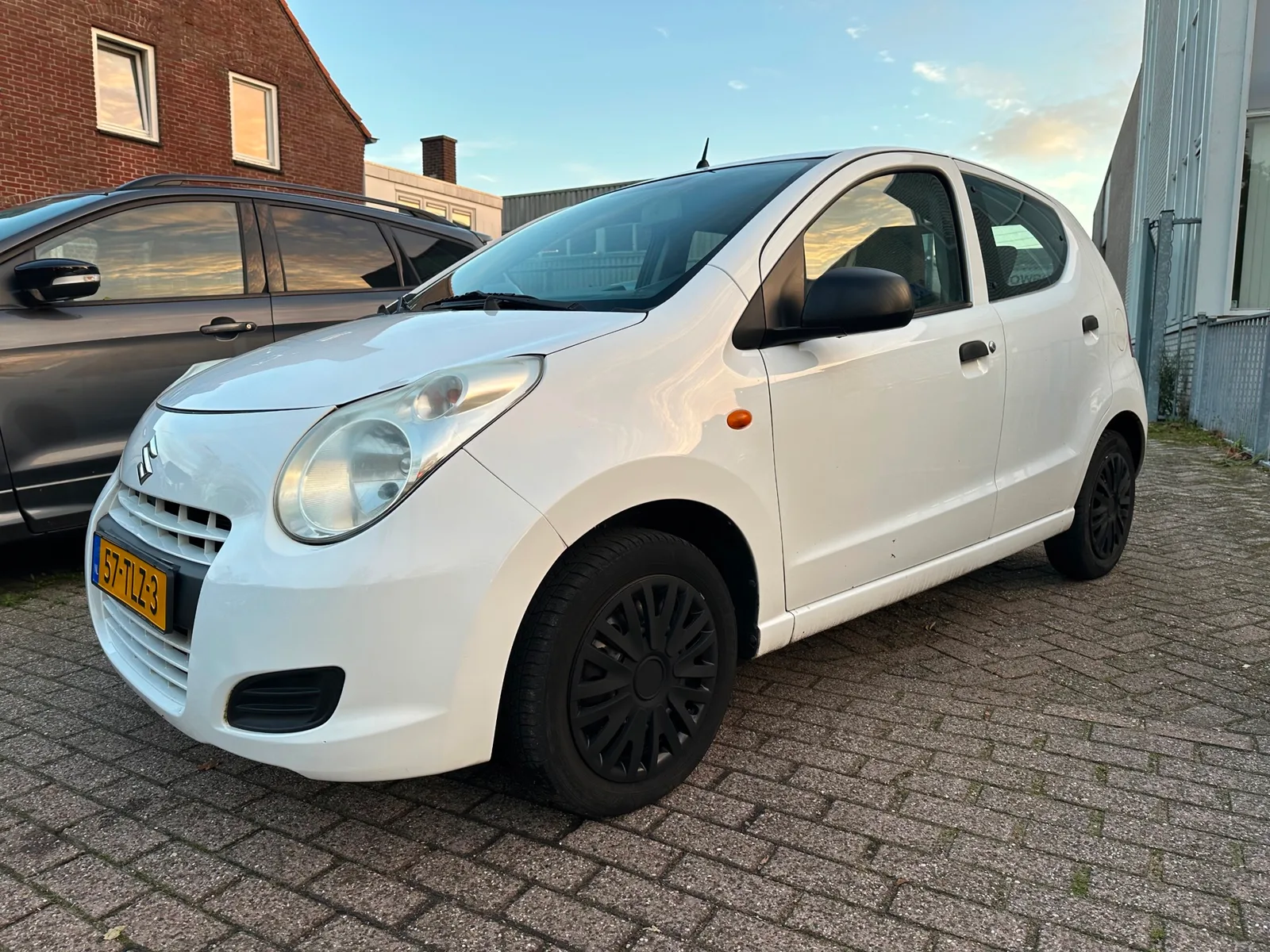 Suzuki Alto (2010) — foto 1