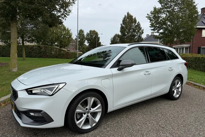 SEAT Leon Sportstourer (2021)