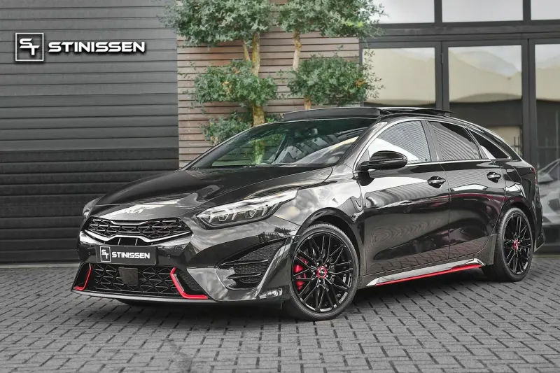 Kia ProCeed (2022)