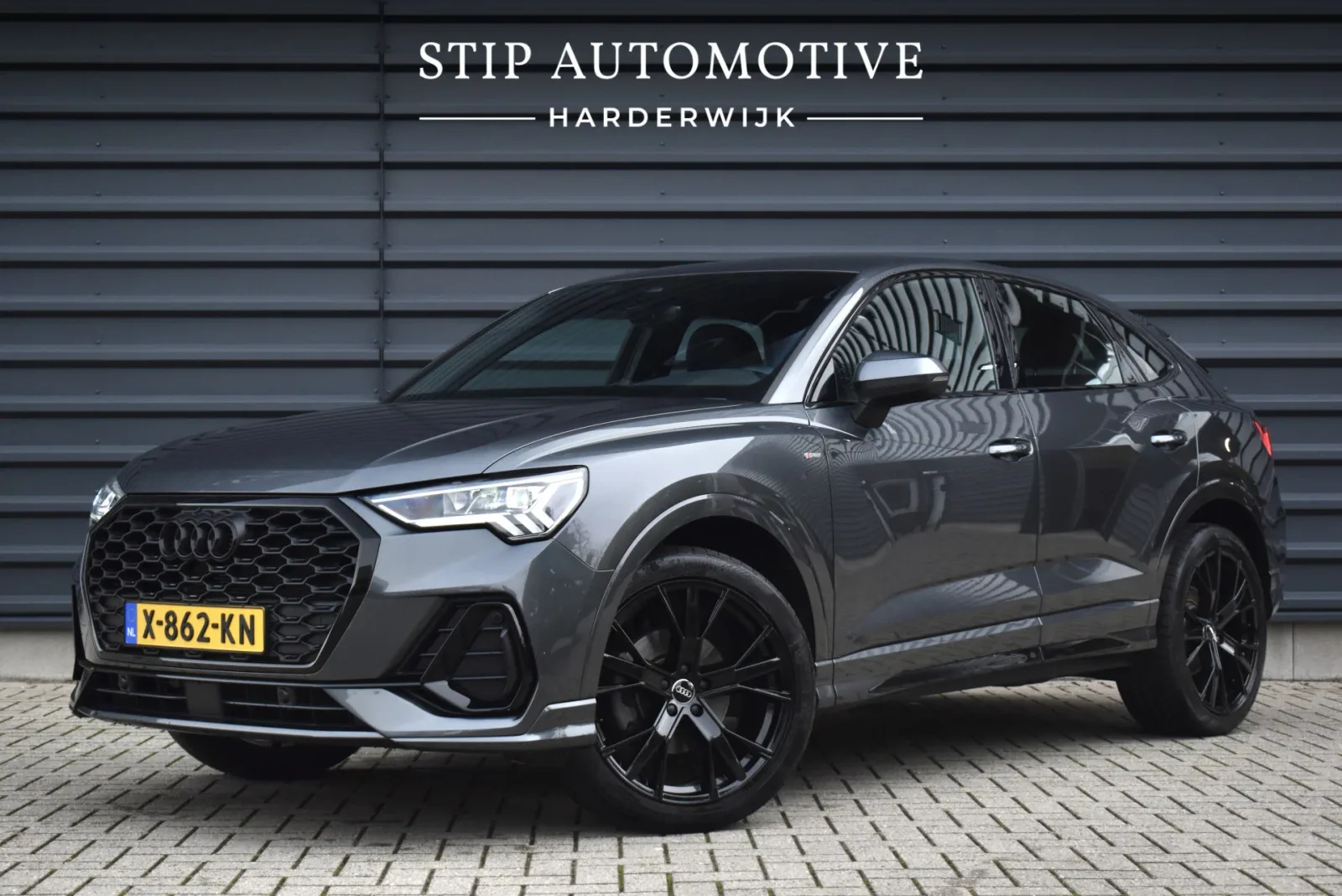 Audi Q3 Sportback (2023) — foto 1