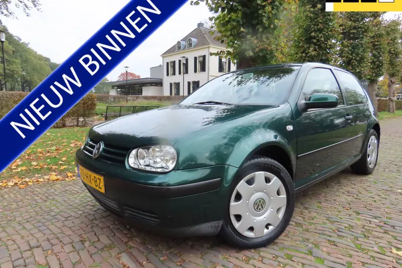 Volkswagen Golf (2002)