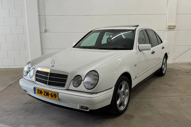 Mercedes-Benz E-Klasse (1999)