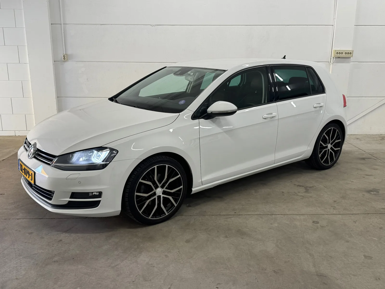 Volkswagen Golf (2016) — foto 1