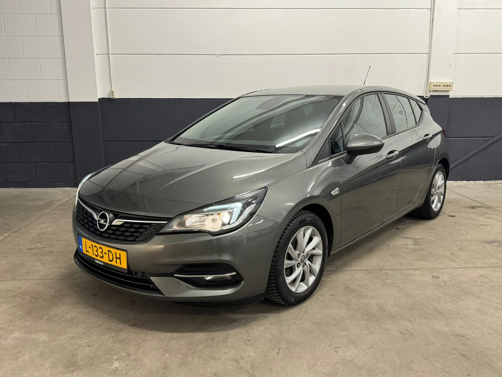 Opel Astra (2021) — foto 1