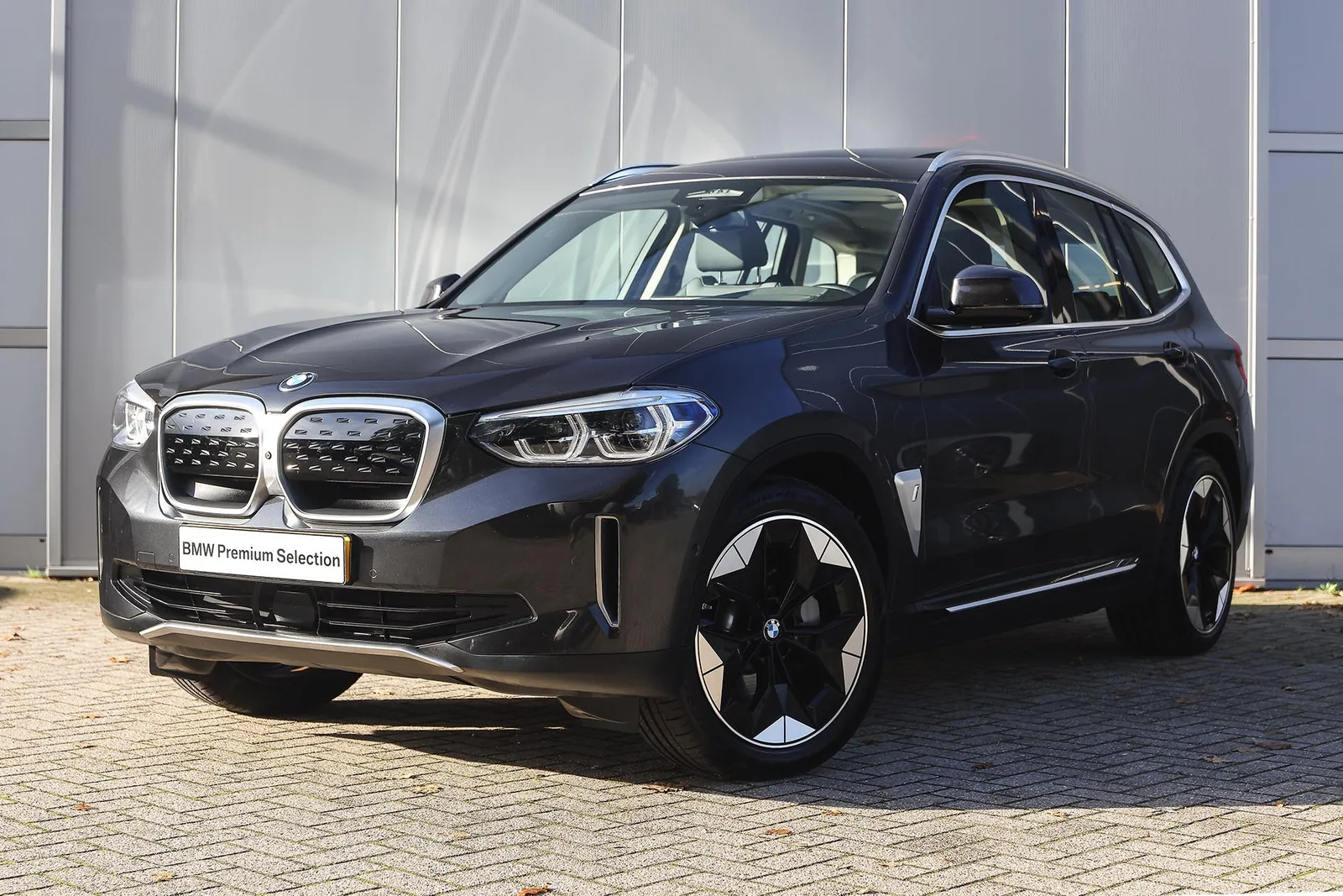 BMW iX3 (2021) — foto 1