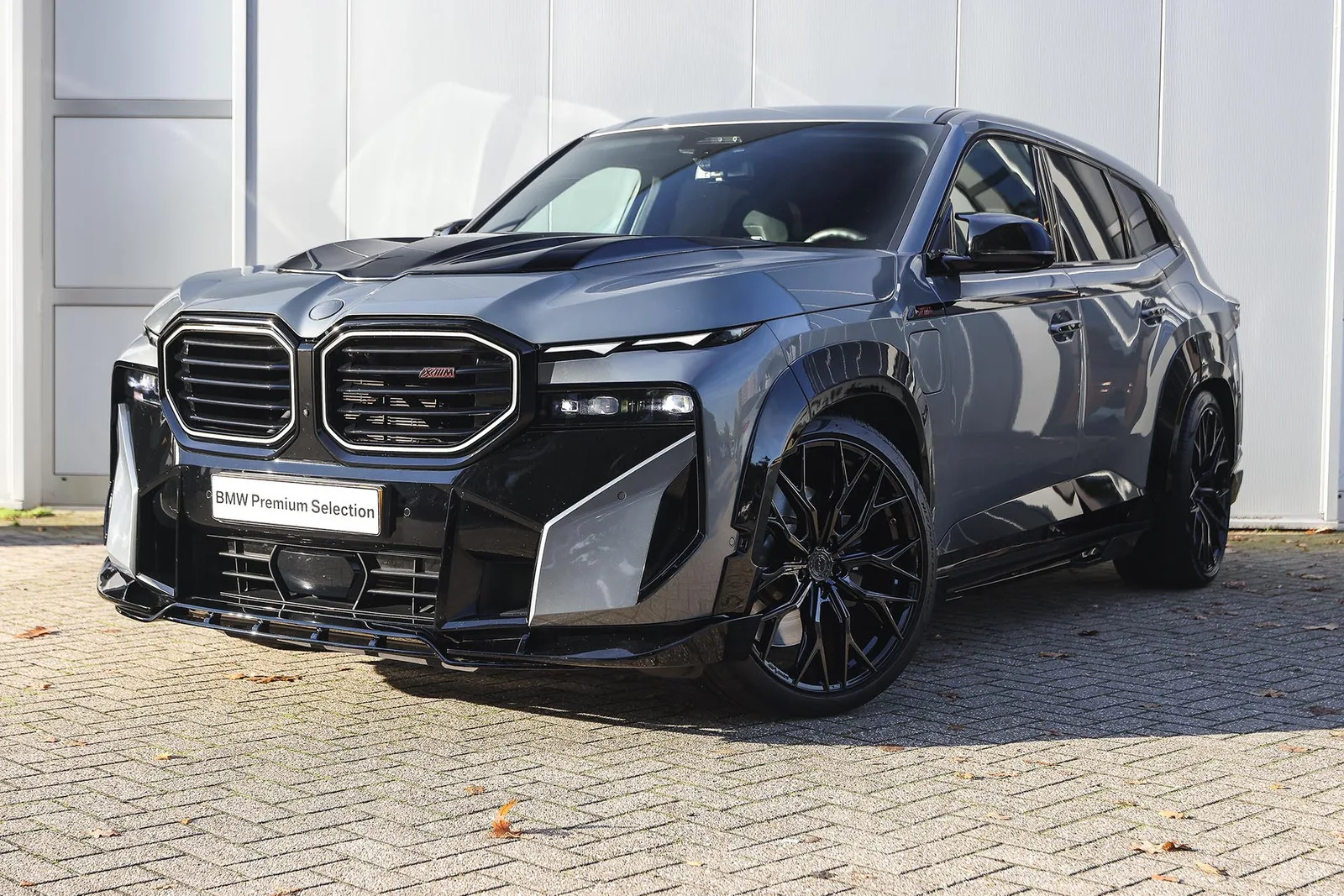 BMW XM (2024) — foto 1