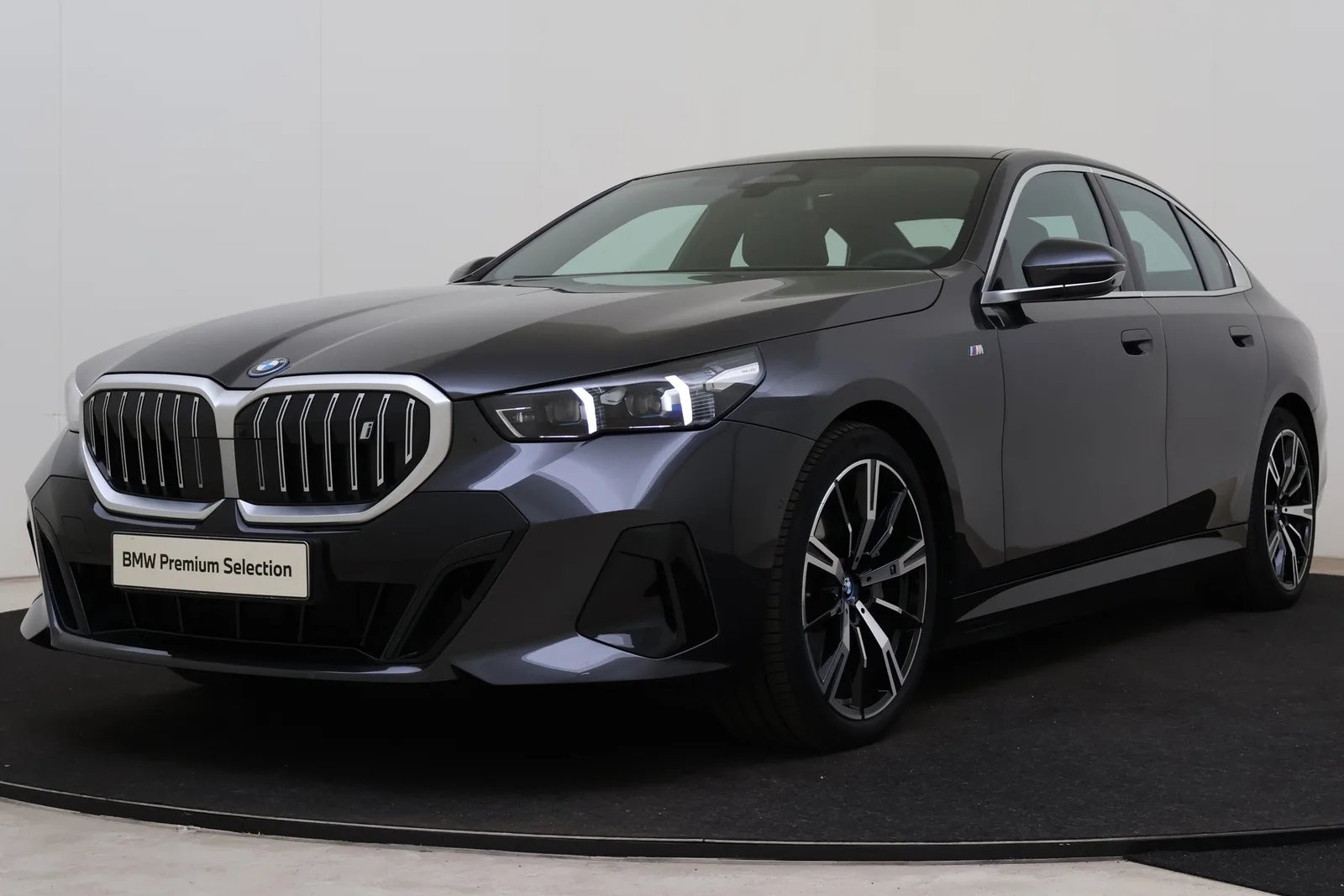 BMW i5 (2025) — foto 1