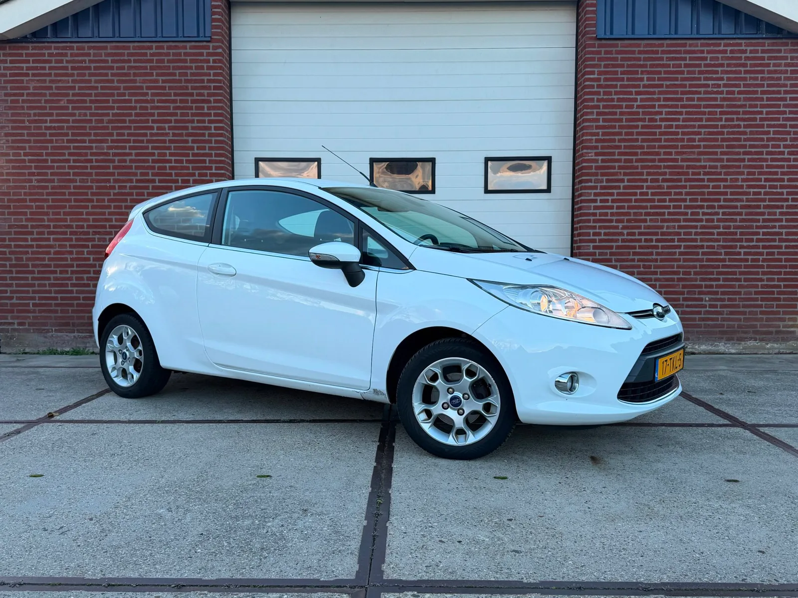 Ford Fiesta (2012) — foto 1