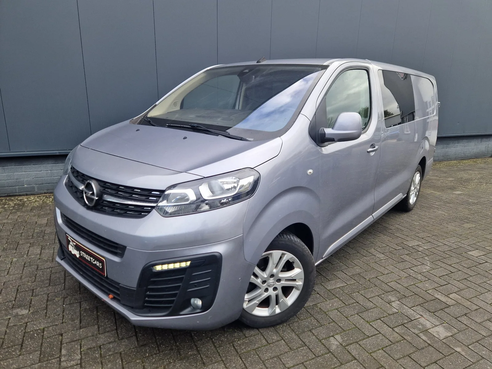 Opel Vivaro (2021) — foto 1