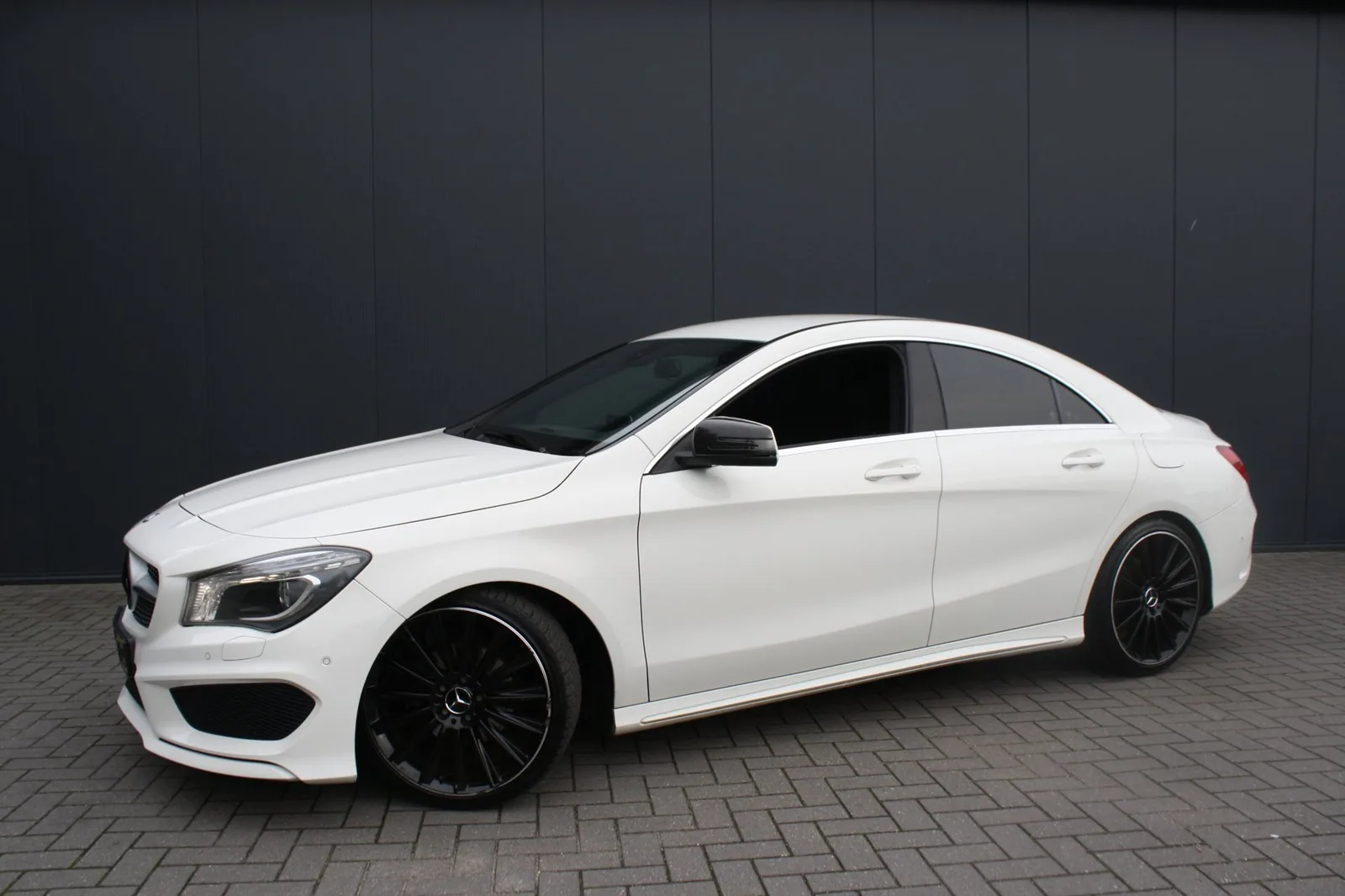 Mercedes-Benz CLA-Klasse (2015) — foto 1