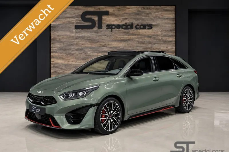 Kia ProCeed (2022)