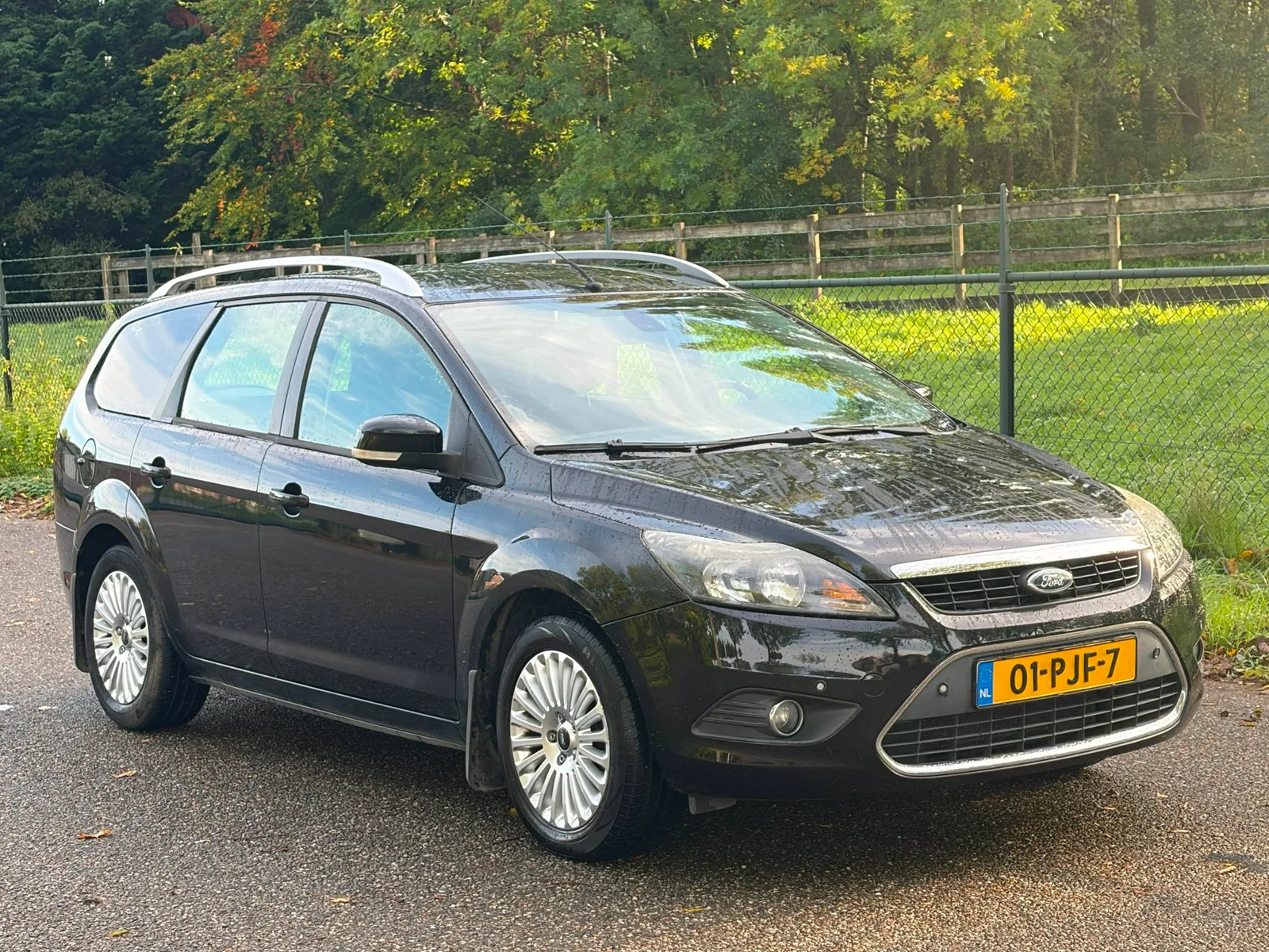 Ford Focus (2011) — foto 1