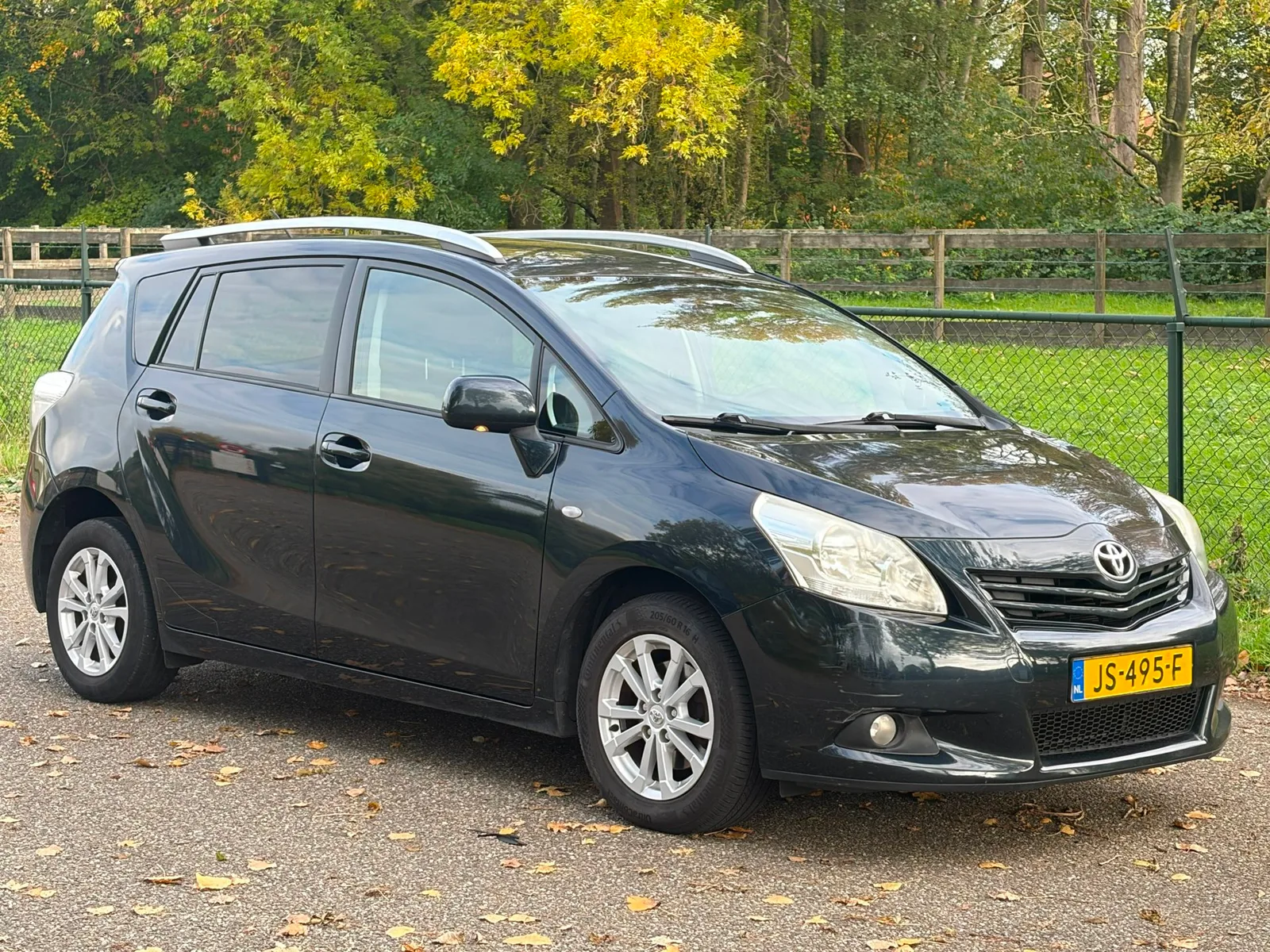 Toyota Verso (2012) — foto 1
