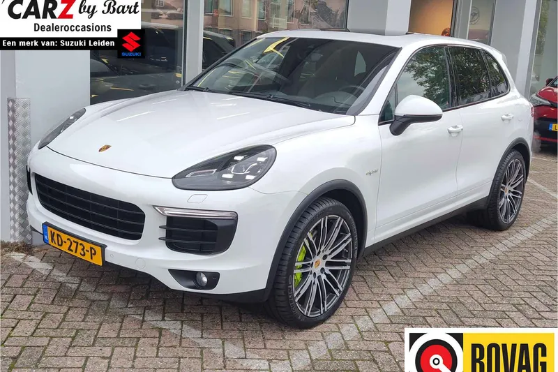 Porsche Cayenne (2016)