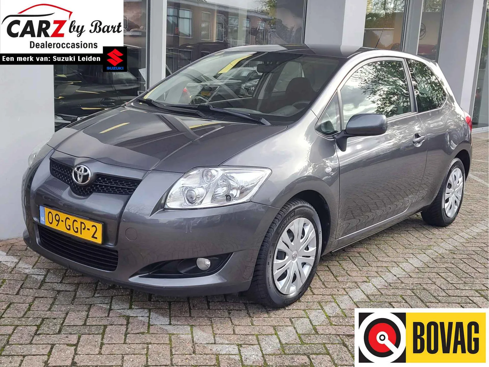 Toyota Auris (2008) — foto 1
