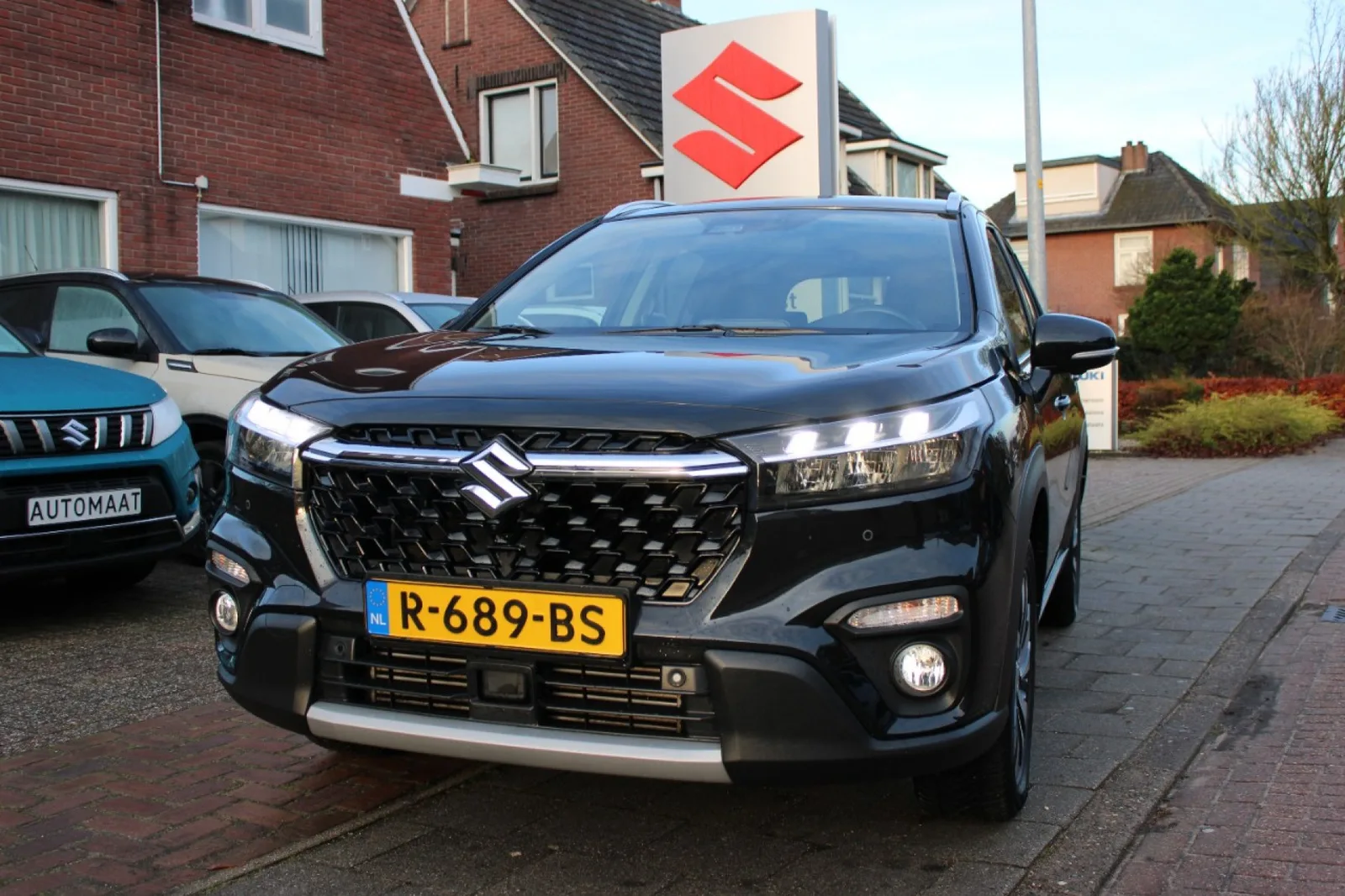 Suzuki SX4 (2022) — foto 1
