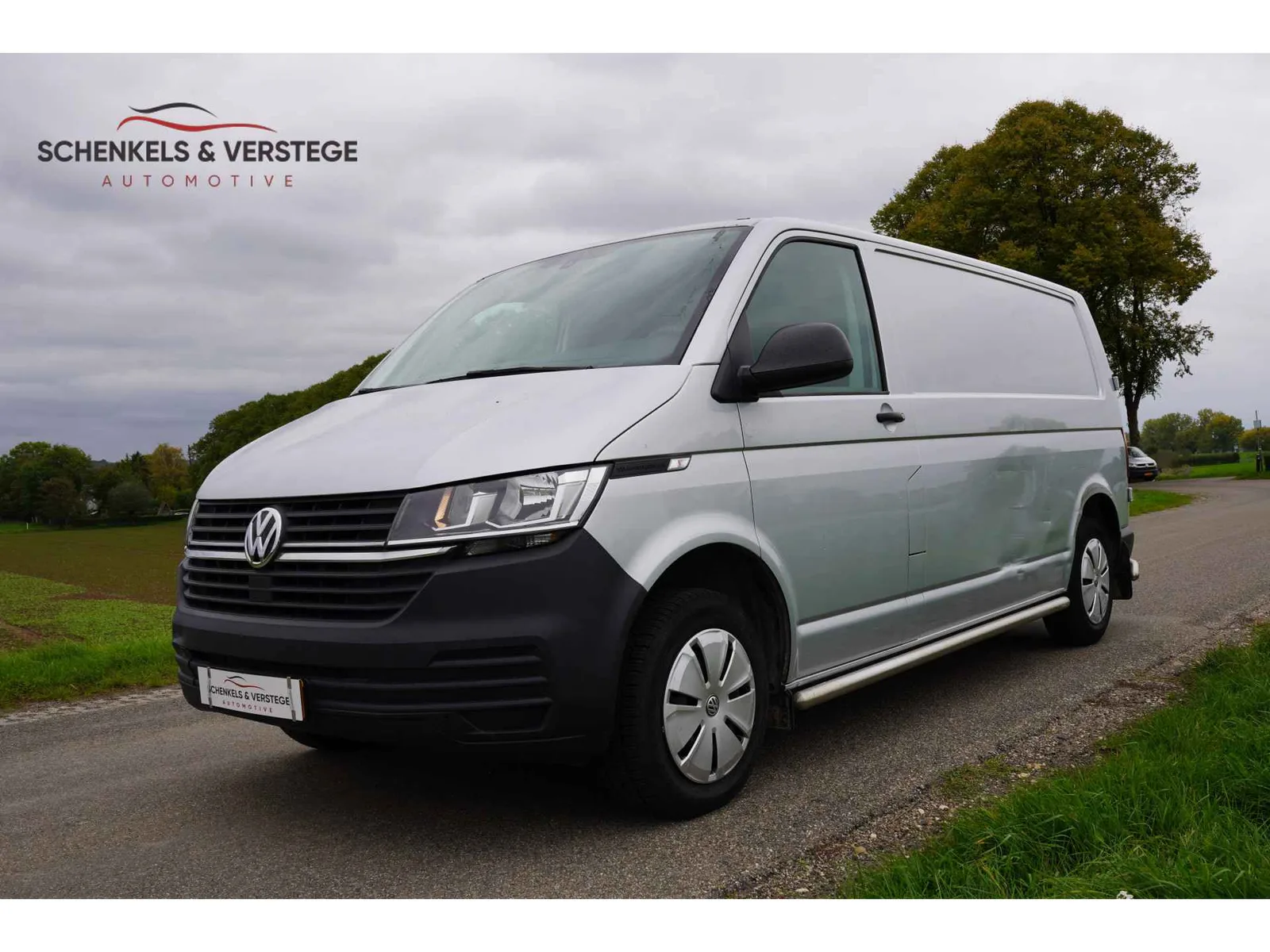 Volkswagen Transporter (2023) — foto 1