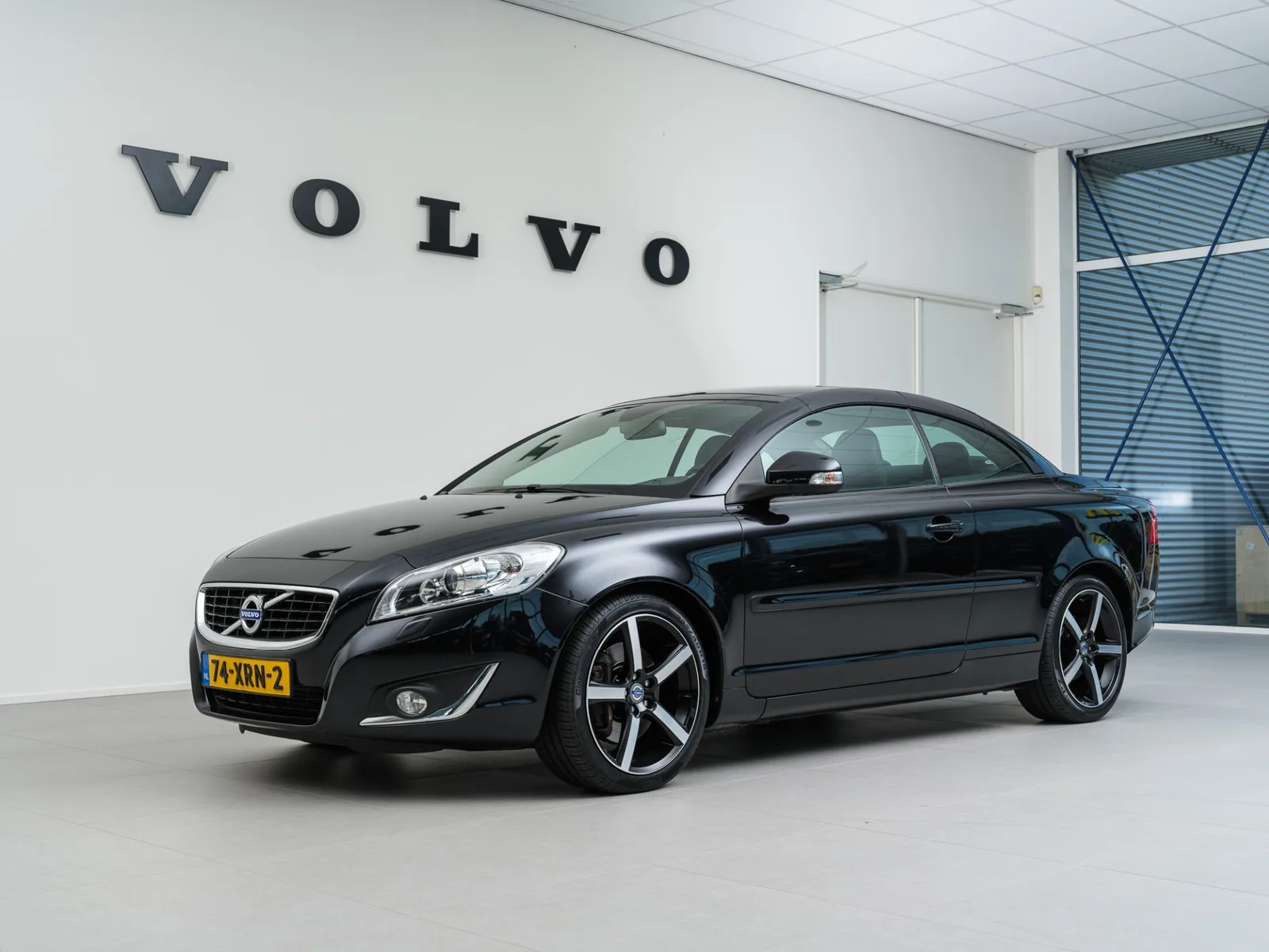 Volvo C70 (2012) — foto 1