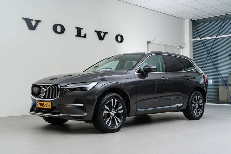 Volvo XC60 (2024)