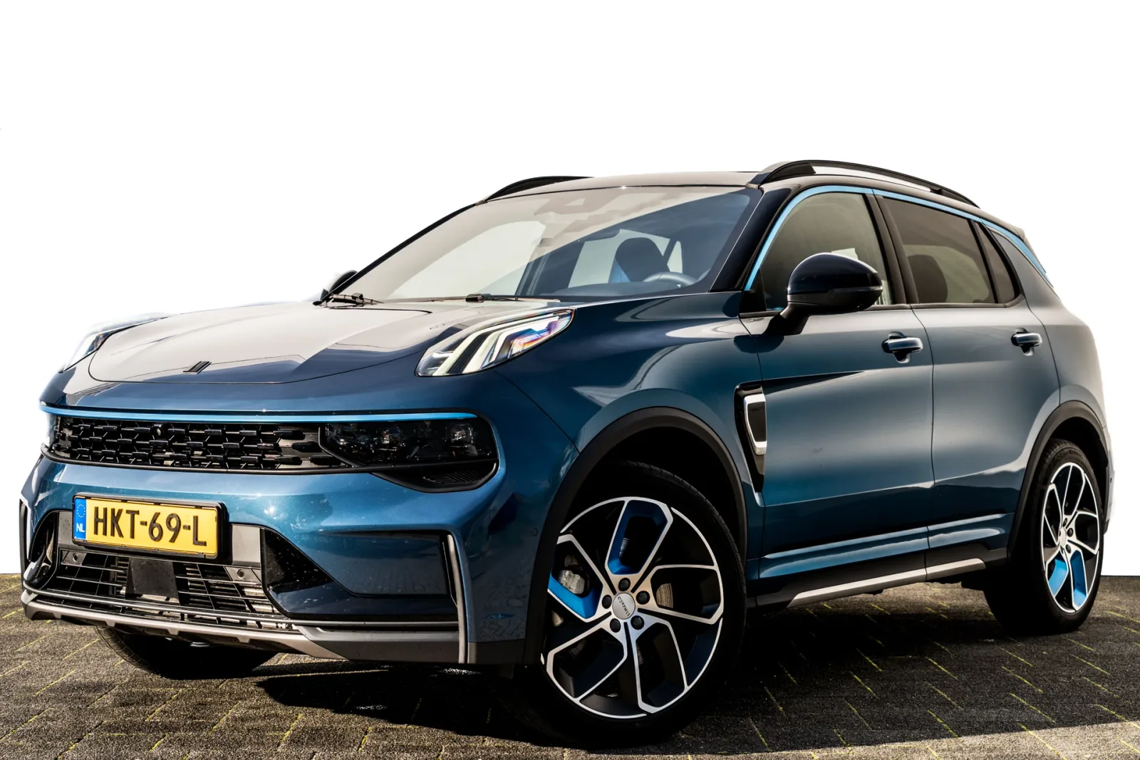 Lynk & Co 01 (2025) — foto 1