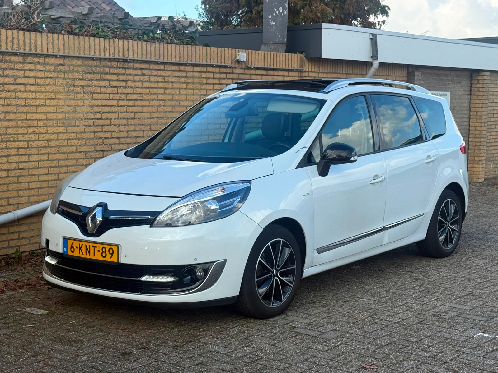 Renault Grand Scénic (2013) — foto 1