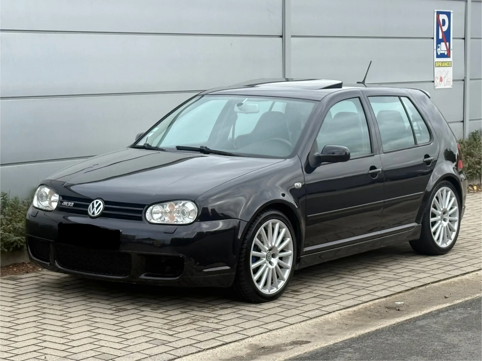 Volkswagen Golf (2003) — foto 1
