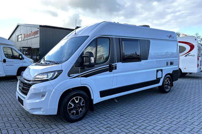 Malibu Van (2021)