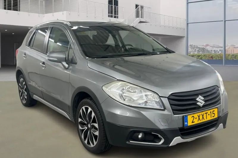 Suzuki SX4 S-Cross (2014)