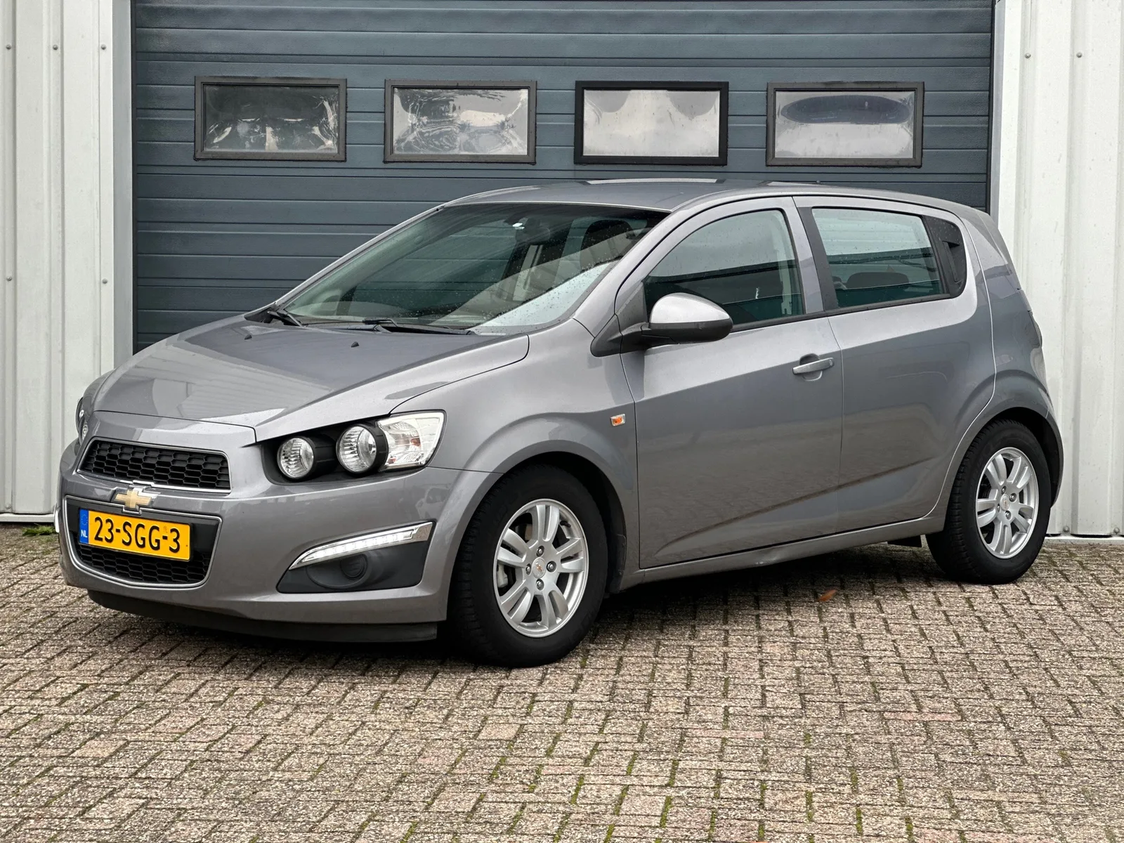 Chevrolet Aveo (2011) — foto 1