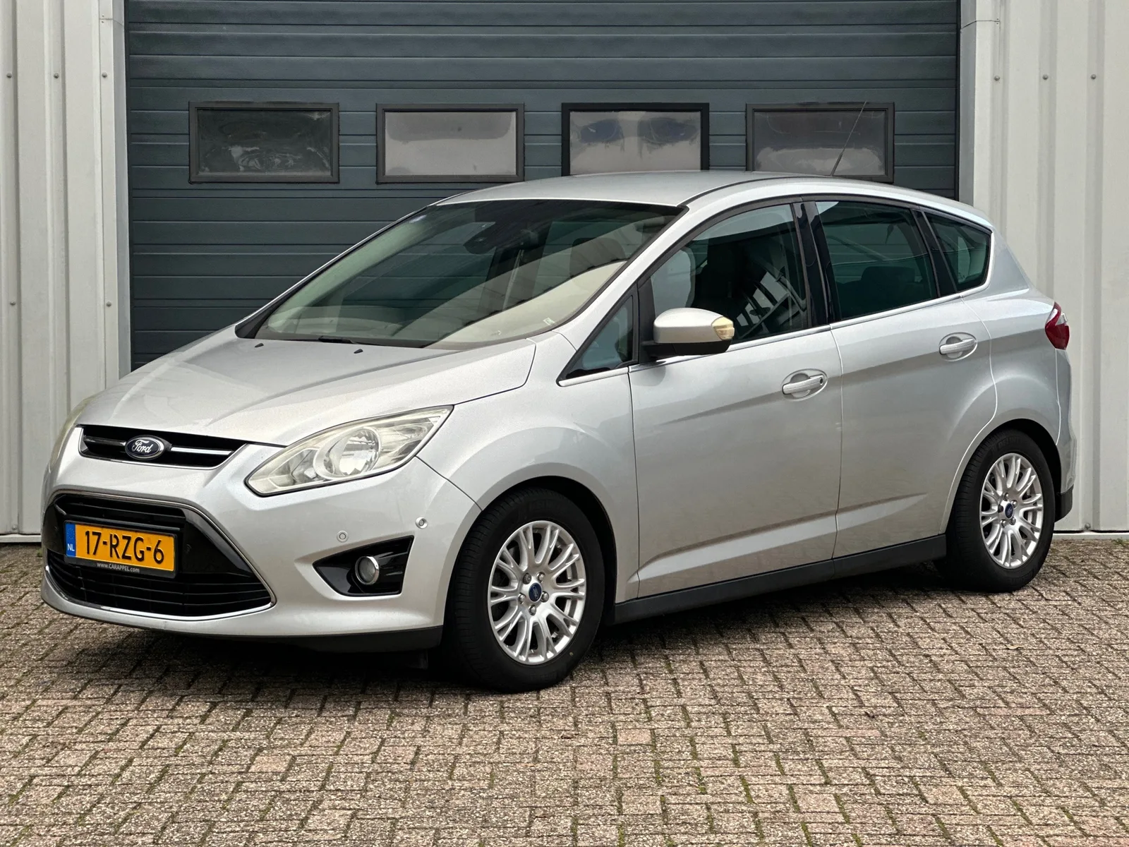Ford C-Max (2011) — foto 1