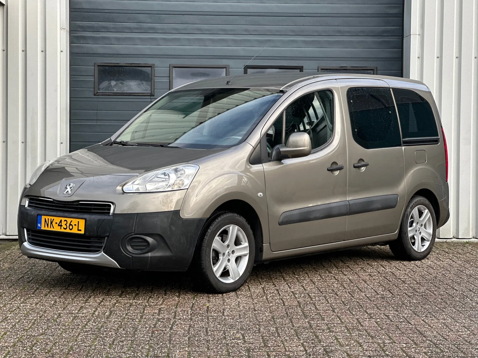 Peugeot Partner (2013) — foto 1