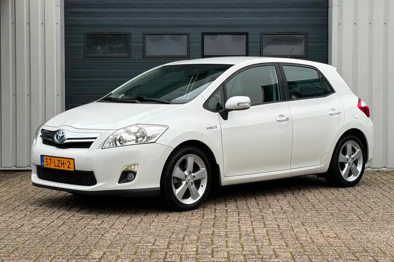 Toyota Auris (2010)