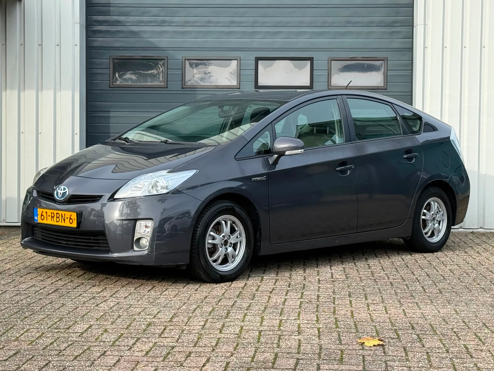 Toyota Prius (2011) — foto 1