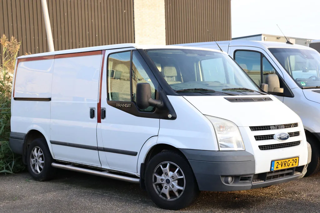 Ford Transit (2011) — foto 1