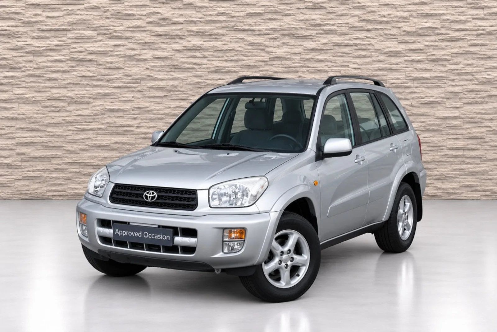 Toyota RAV4 (2000) — foto 1