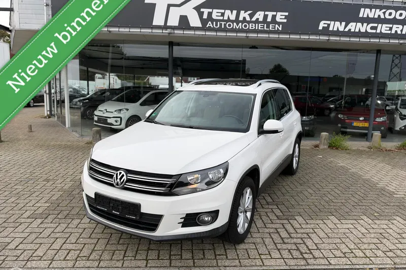 Volkswagen Tiguan (2012)