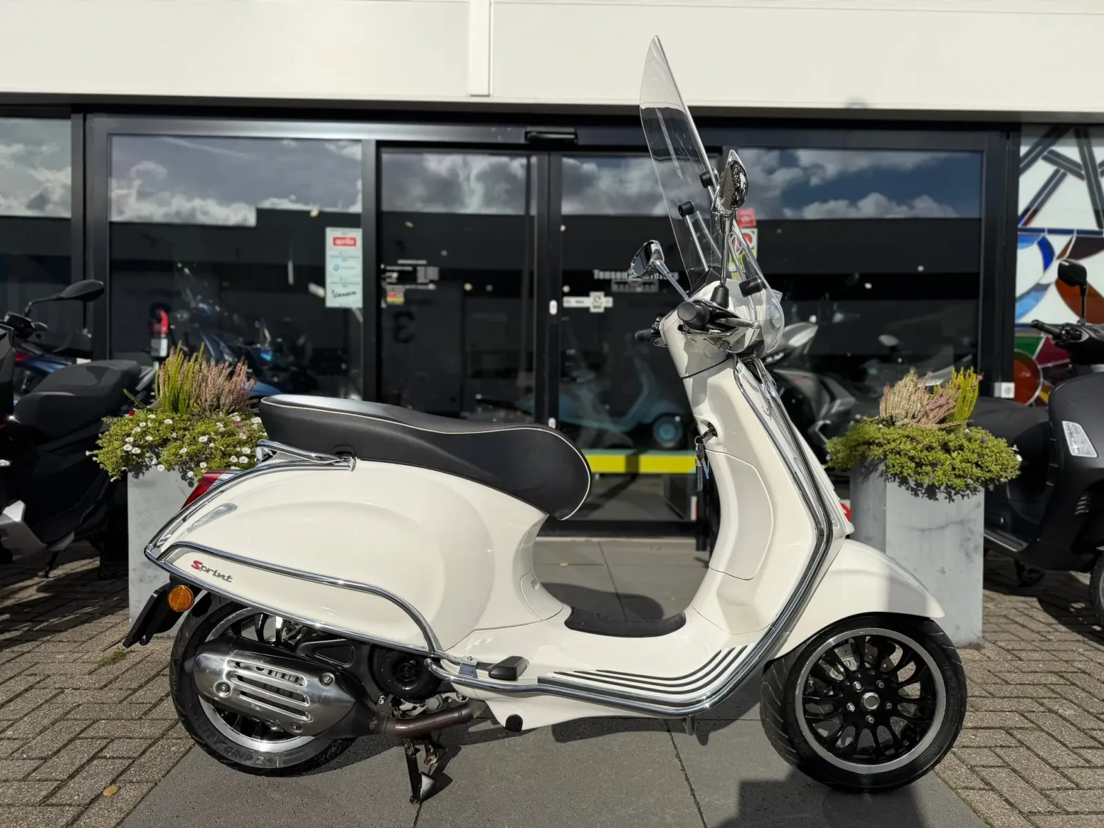 Vespa Sprint (2022) — foto 1
