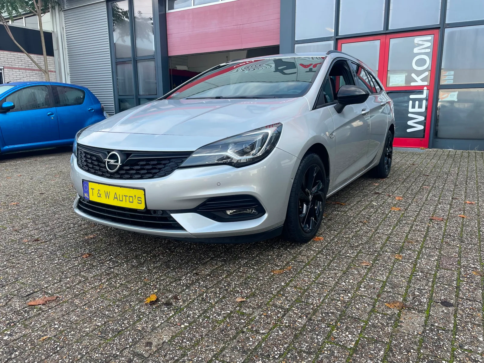 Opel Astra (2020) — foto 1