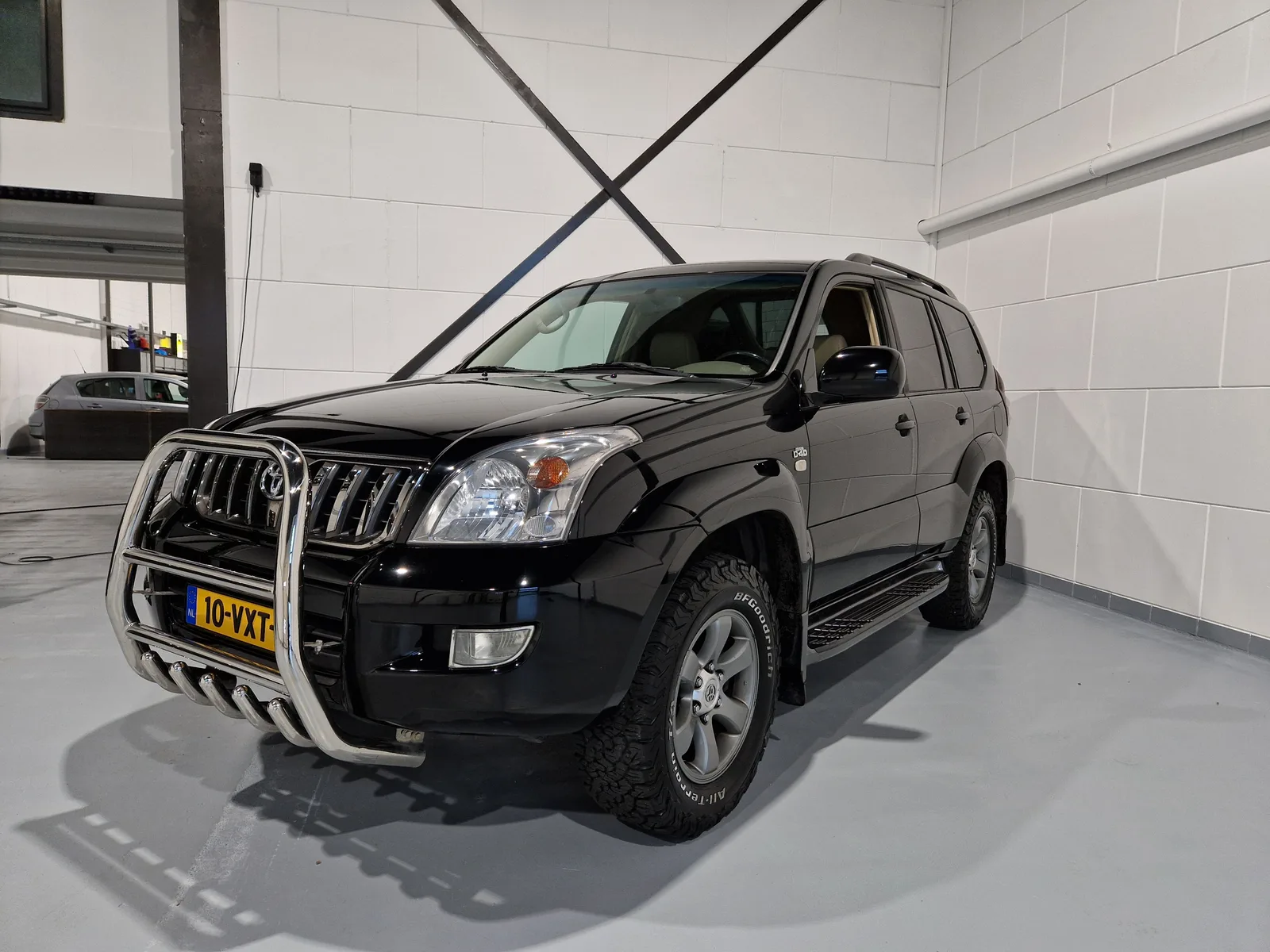 Toyota Land Cruiser (2009) — foto 1